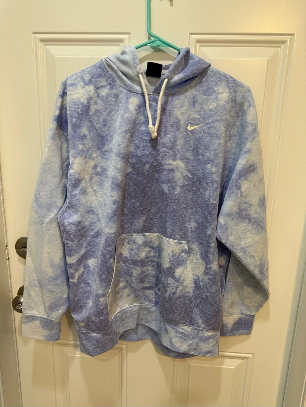 Nike purple & White Tie-Dye Hoodie - Pullover Sweatshirt Valerie on back